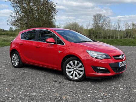 VAUXHALL ASTRA 2014